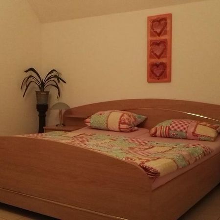 Feriendomizil-Roger-Wohnung-2 Leipzig Ngoại thất bức ảnh